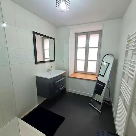 A / 70 M² / Parking Inclus Appartamento Rocroi